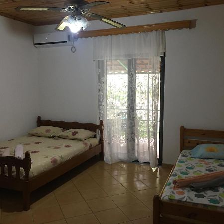 Romeo'S Guest House 2 Piqeras Екстер'єр фото