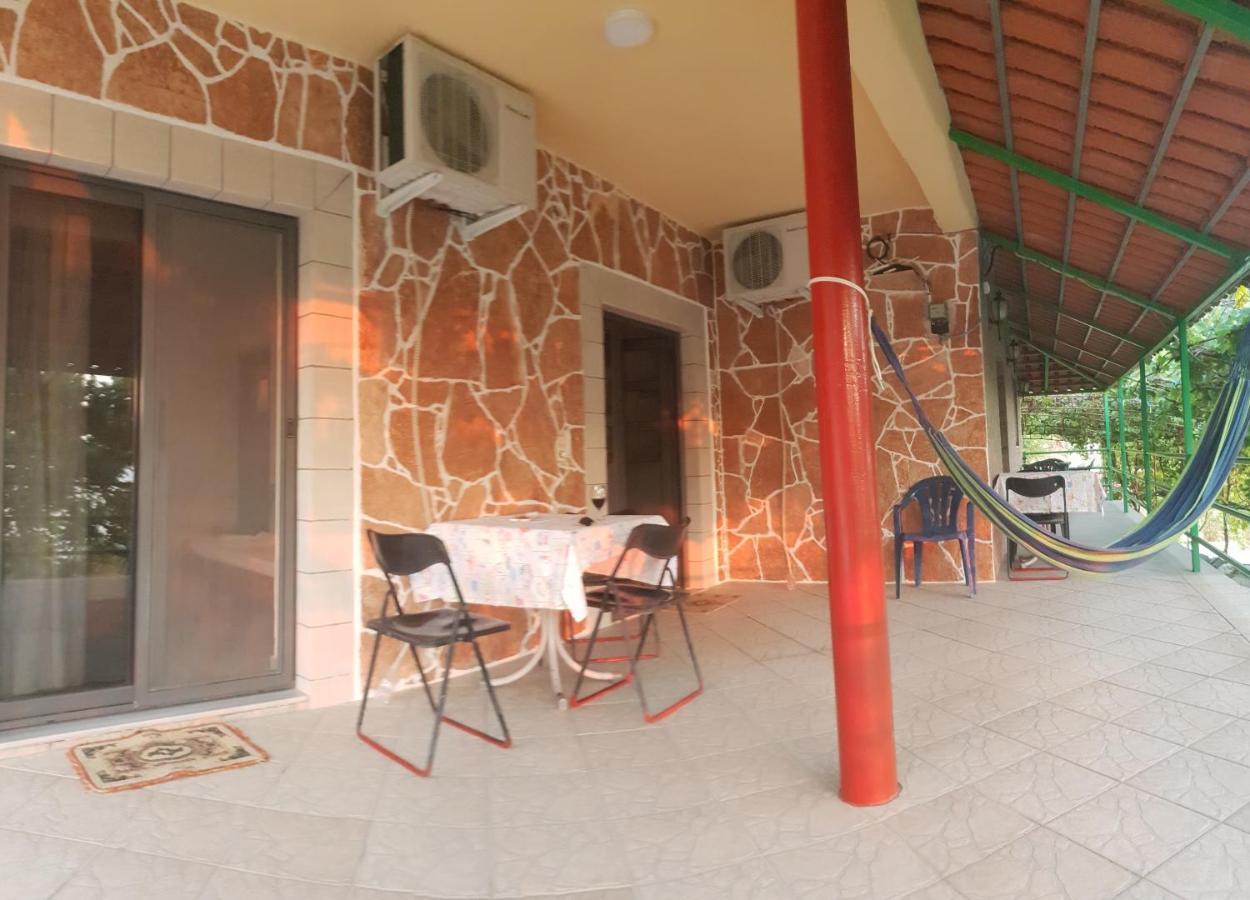 Romeo'S Guest House 2 Piqeras Екстер'єр фото