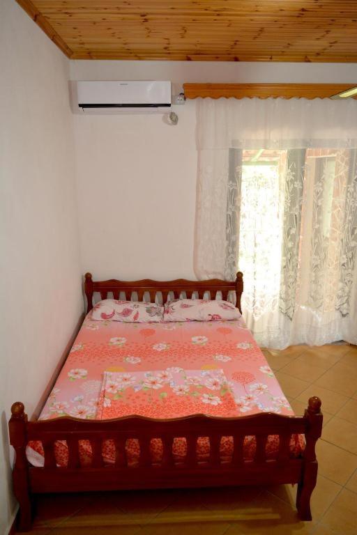 Romeo'S Guest House 2 Piqeras Екстер'єр фото